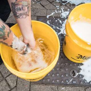 Meguiars GRIT GUARD Wascheimer gelb mit Wascheimereinsatz 18,9 Liter